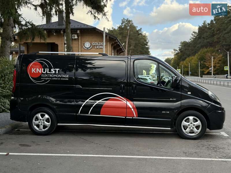 Грузовой фургон Renault Trafic 2012 в Дубно