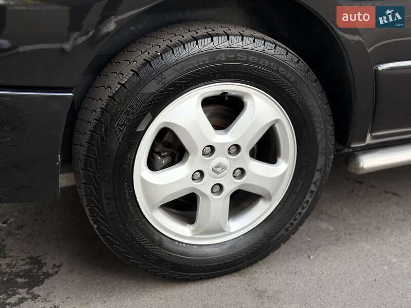Грузовой фургон Renault Trafic 2012 в Дубно