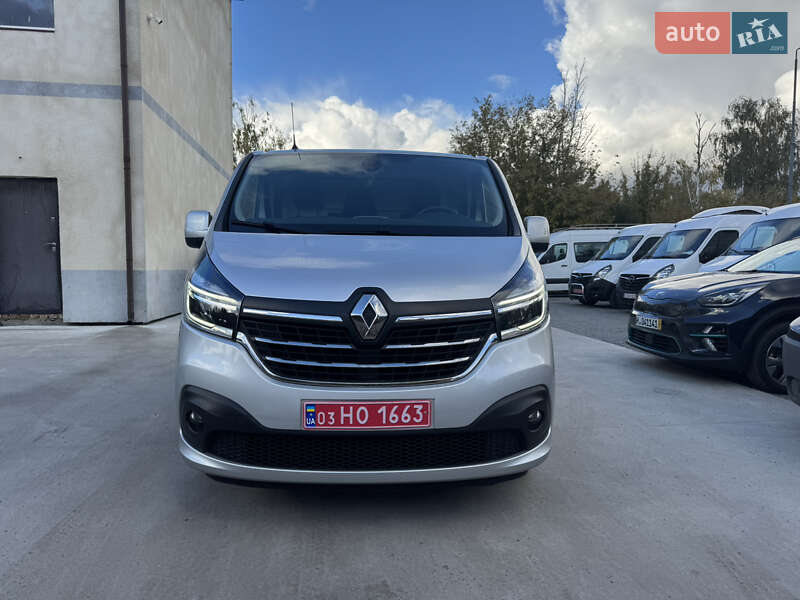 Грузовой фургон Renault Trafic 2021 в 