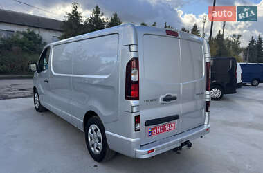 Грузовой фургон Renault Trafic 2021 в 