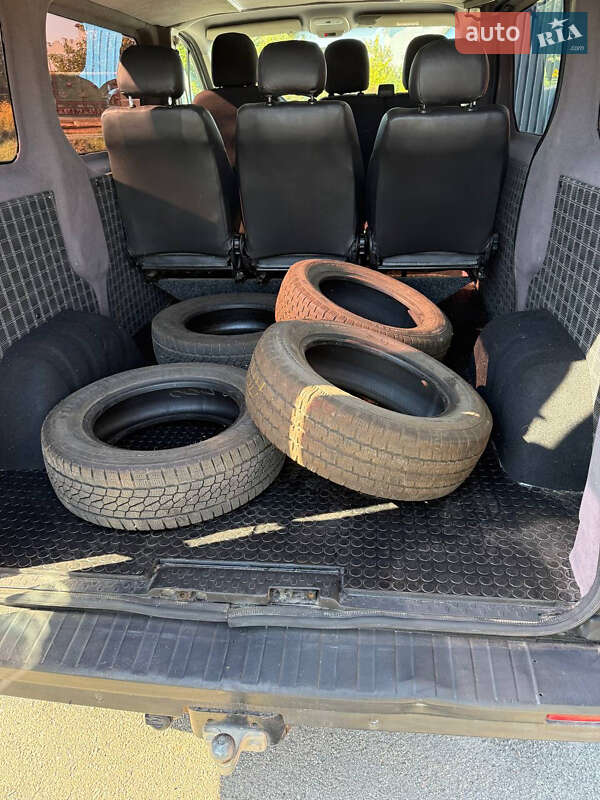 Минивэн Renault Trafic 2016 в Киеве фото 15 Минивэн Renault Trafic 2016 в Киеве