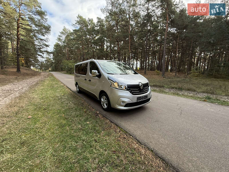 Минивэн Renault Trafic 2016 в Киеве фото 66 Минивэн Renault Trafic 2016 в Киеве