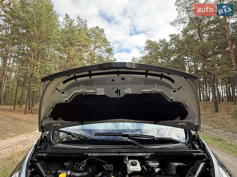 Минивэн Renault Trafic 2016 в Киеве фото 73 Минивэн Renault Trafic 2016 в Киеве