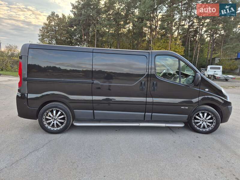 Грузовой фургон Renault Trafic 2013 в Радивилове