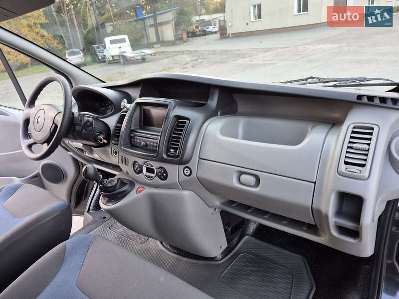 Грузовой фургон Renault Trafic 2013 в Радивилове