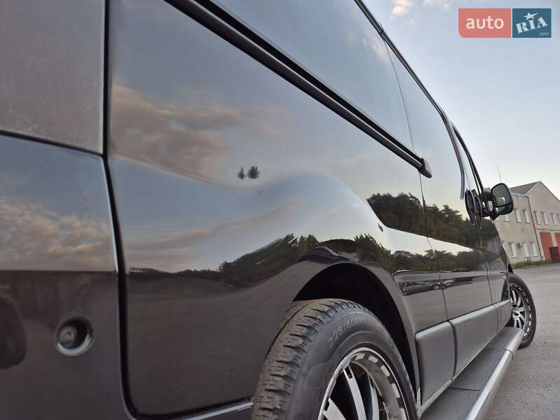 Грузовой фургон Renault Trafic 2013 в Радивилове