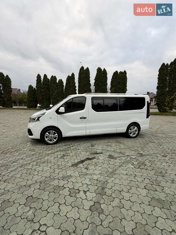Минивэн Renault Trafic 2021 в Дубно