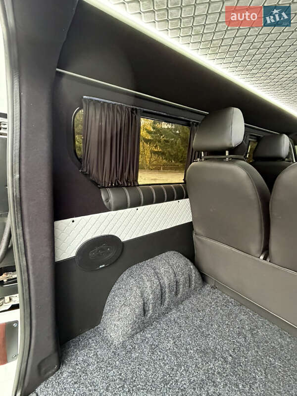 Минивэн Renault Trafic 2021 в Дубно