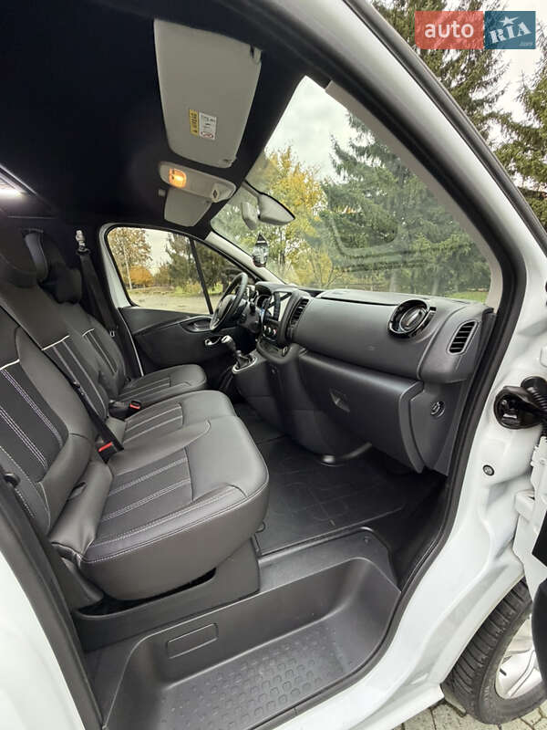 Минивэн Renault Trafic 2021 в Дубно