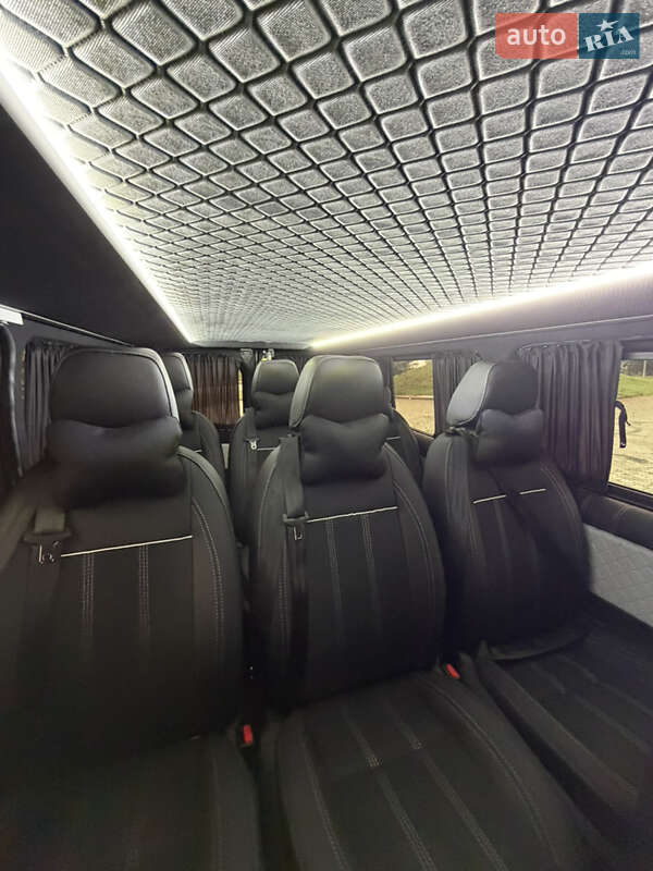 Минивэн Renault Trafic 2021 в Дубно
