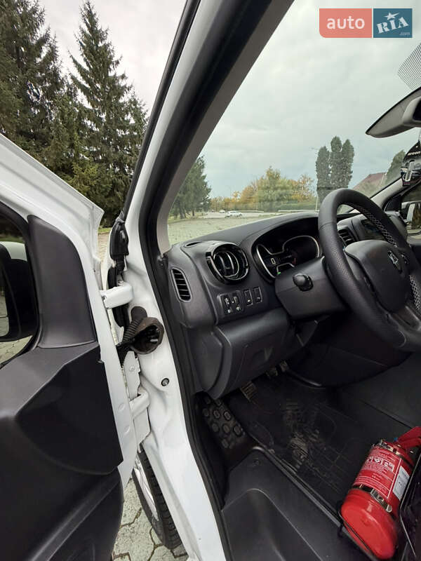 Минивэн Renault Trafic 2021 в Дубно