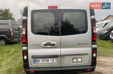 Минивэн Renault Trafic 2021 в 