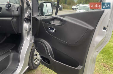 Минивэн Renault Trafic 2021 в 