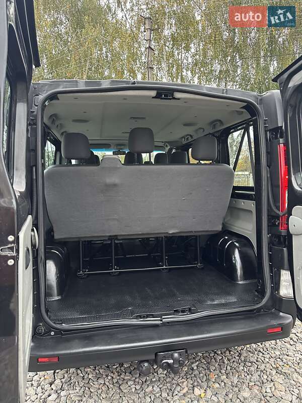 Минивэн Renault Trafic 2008 в Смеле фото 17 Минивэн Renault Trafic 2008 в Смеле