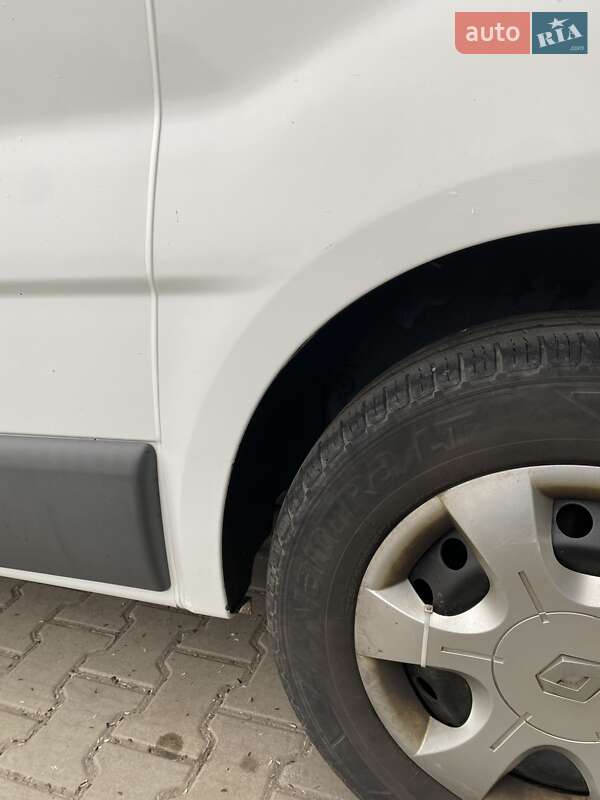 Грузовой фургон Renault Trafic 2014 в Полтаве фото 12 Грузовой фургон Renault Trafic 2014 в Полтаве