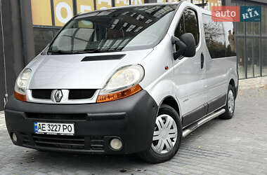 Минивэн Renault Trafic 2003 в 