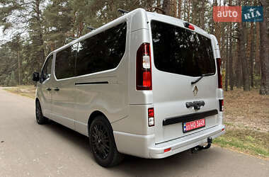 Минивэн Renault Trafic 2020 в 
