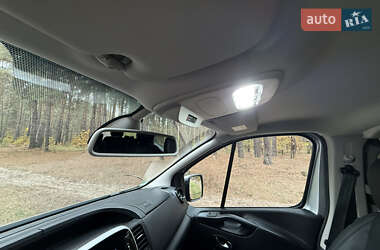 Минивэн Renault Trafic 2020 в 