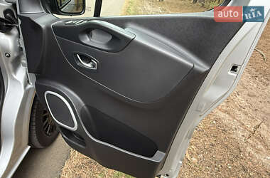 Минивэн Renault Trafic 2020 в 