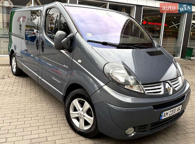 Минивэн Renault Trafic 2013 в Житомире фото 2 Минивэн Renault Trafic 2013 в Житомире