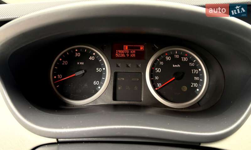 Минивэн Renault Trafic 2013 в Житомире фото 36 Минивэн Renault Trafic 2013 в Житомире