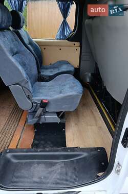 Минивэн Renault Trafic 2009 в 