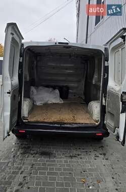 Вантажний фургон Renault Trafic 2004 в 