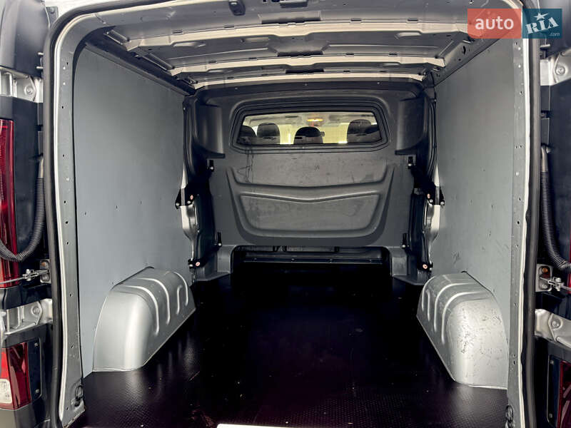 Минивэн Renault Trafic 2020 в Дубно