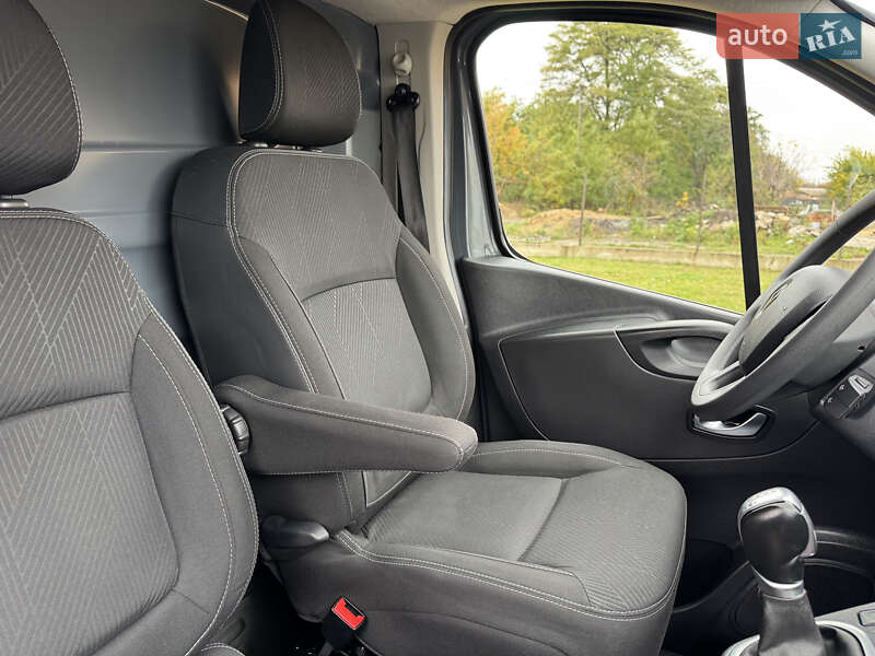 Грузовой фургон Renault Trafic 2020 в Казатине