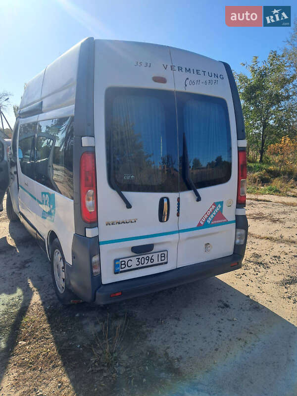 Минивэн Renault Trafic 2007 в Добротворе