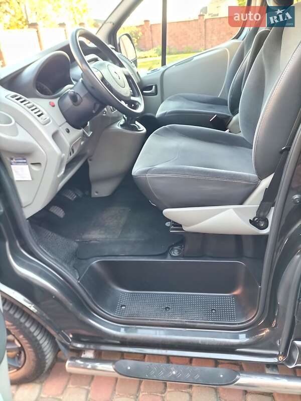 Минивэн Renault Trafic 2014 в Ровно фото 14 Минивэн Renault Trafic 2014 в Ровно