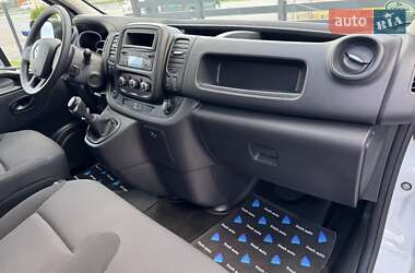 Грузопассажирский фургон Renault Trafic 2020 в 