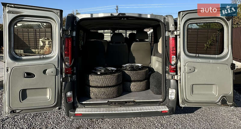 Минивэн Renault Trafic 2011 в Калиновке фото 55 Минивэн Renault Trafic 2011 в Калиновке