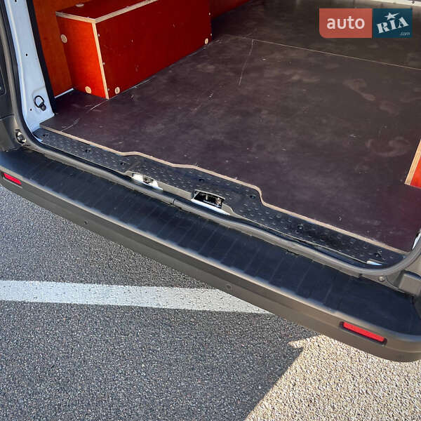 Грузовой фургон Renault Trafic 2021 в Киеве