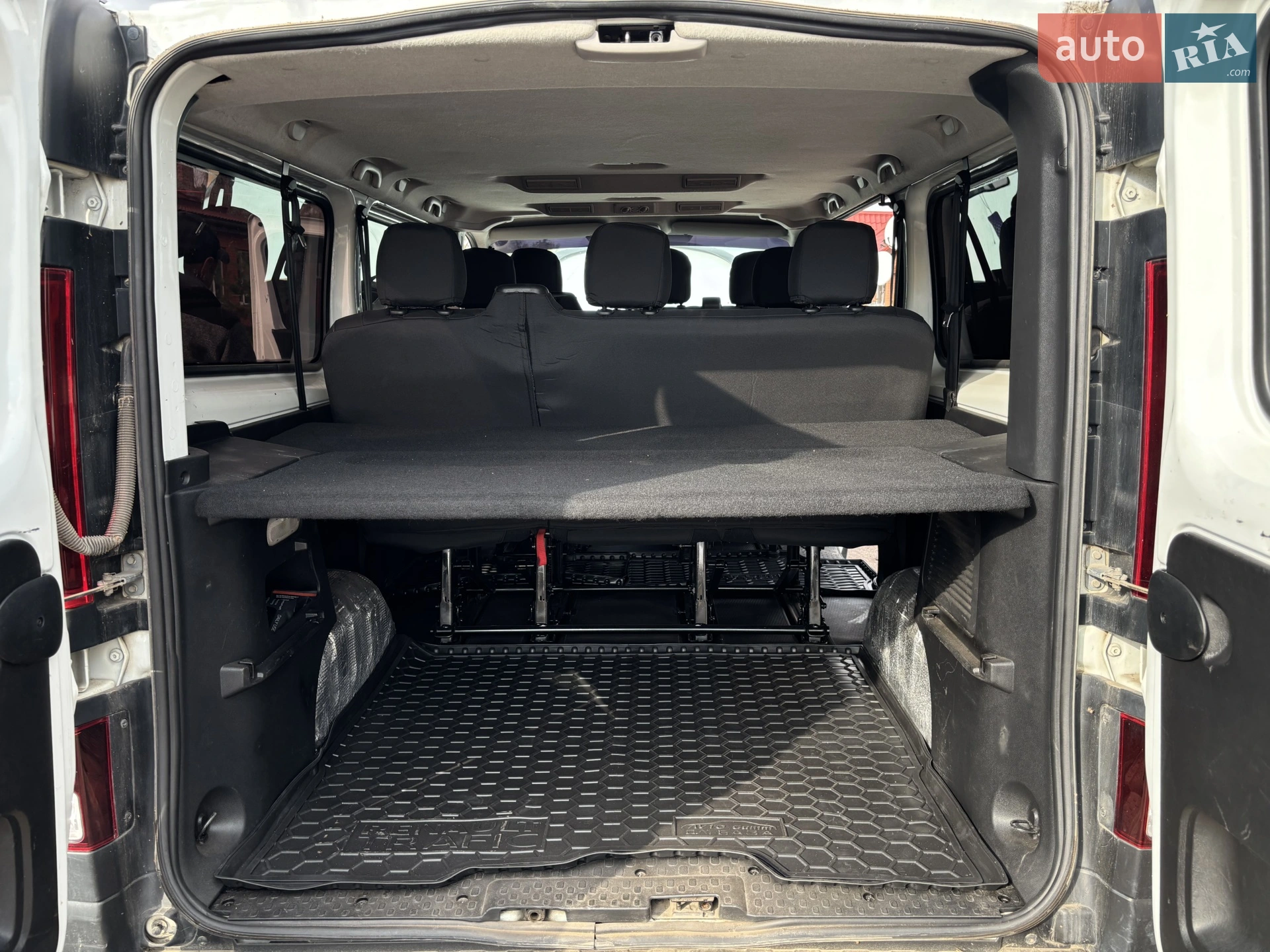 2019 Renault Trafic - мініатюра 9