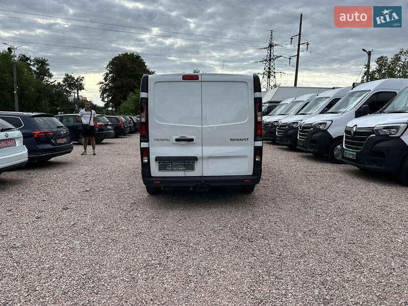Грузовой фургон Renault Trafic 2016 в Ровно фото 9 Грузовой фургон Renault Trafic 2016 в Ровно