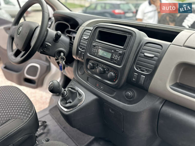 Грузовой фургон Renault Trafic 2016 в Ровно фото 21 Грузовой фургон Renault Trafic 2016 в Ровно