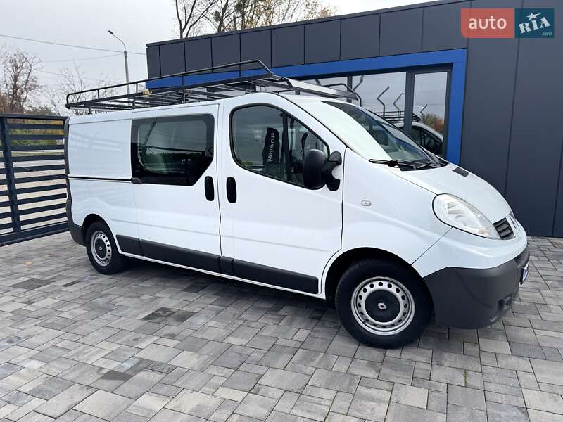 Минивэн Renault Trafic 2014 в Ровно