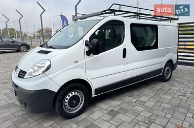 Минивэн Renault Trafic 2014 в 