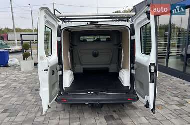 Минивэн Renault Trafic 2014 в 
