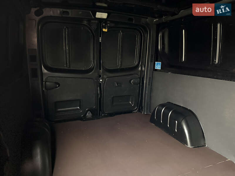 Грузовой фургон Renault Trafic 2021 в Дубно фото 24 Грузовой фургон Renault Trafic 2021 в Дубно