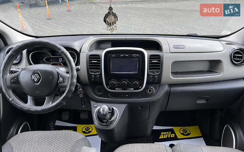 Мінівен Renault Trafic 2016 в Львові фото 12 Мінівен Renault Trafic 2016 в Львові
