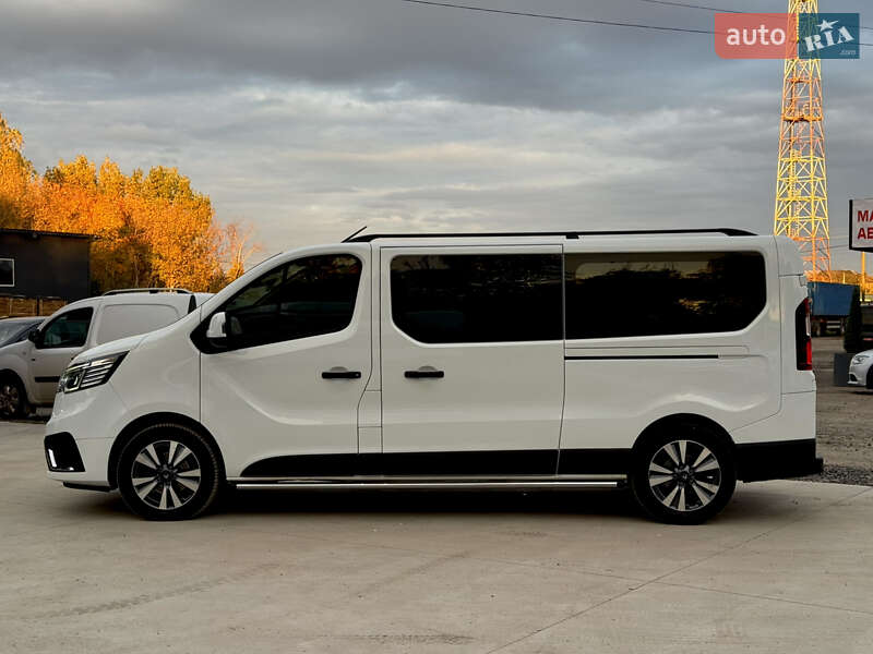 Мінівен Renault Trafic 2022 в Дубні