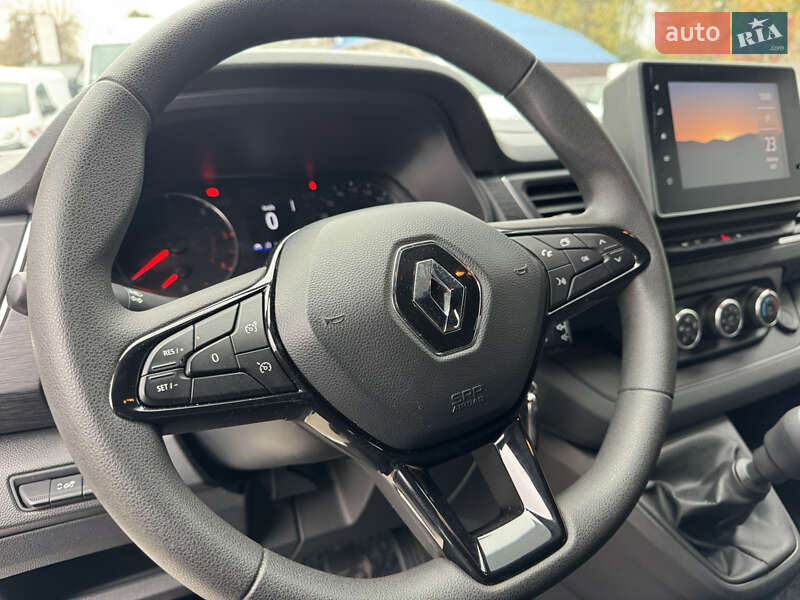 Мінівен Renault Trafic 2022 в Дубні