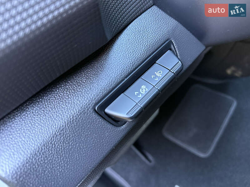 Вантажний фургон Renault Trafic 2023 в Самборі