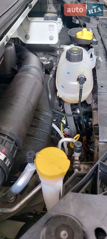 Минивэн Renault Trafic 2020 в Черновцах фото 5 Минивэн Renault Trafic 2020 в Черновцах