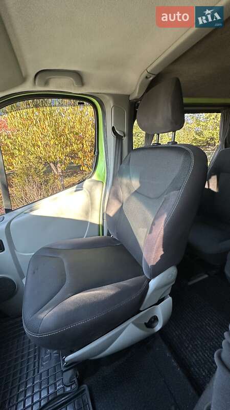 Минивэн Renault Trafic 2009 в Бершади