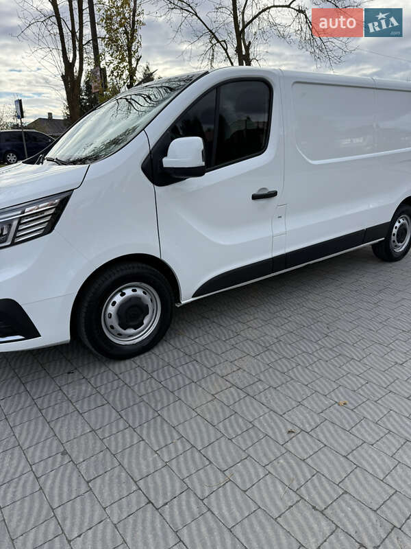 Грузовой фургон Renault Trafic 2023 в Львове