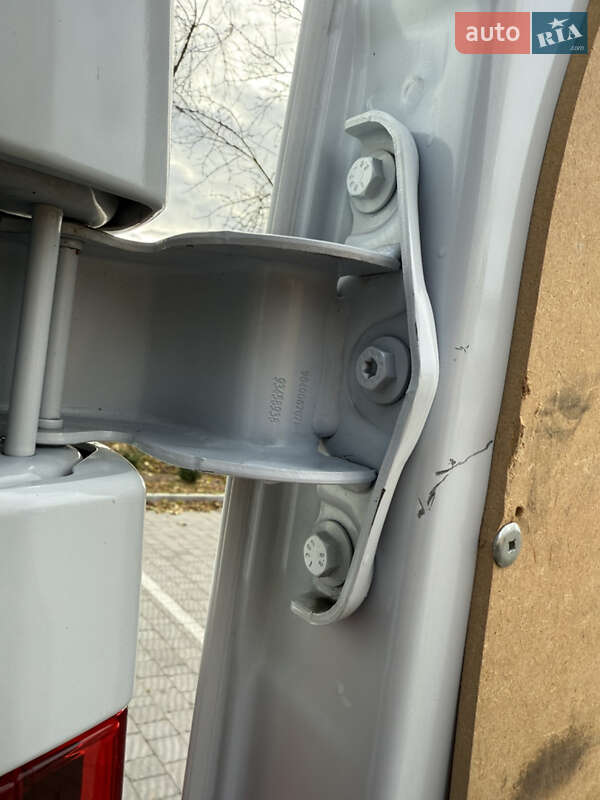 Грузовой фургон Renault Trafic 2023 в Львове