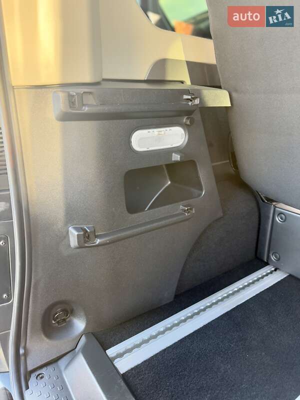 Минивэн Renault Trafic 2022 в Киеве фото 55 Минивэн Renault Trafic 2022 в Киеве